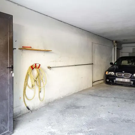アパート Market Square 2 Bedrooms 2 Baths Ac Private Garage ボーリュ・シュル・ メール