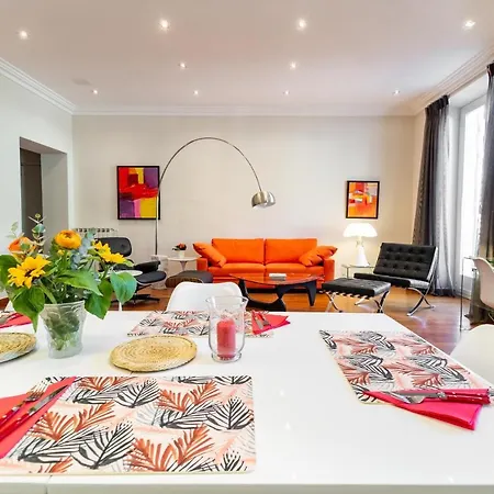 アパート Market Square 2 Bedrooms 2 Baths Ac Private Garage